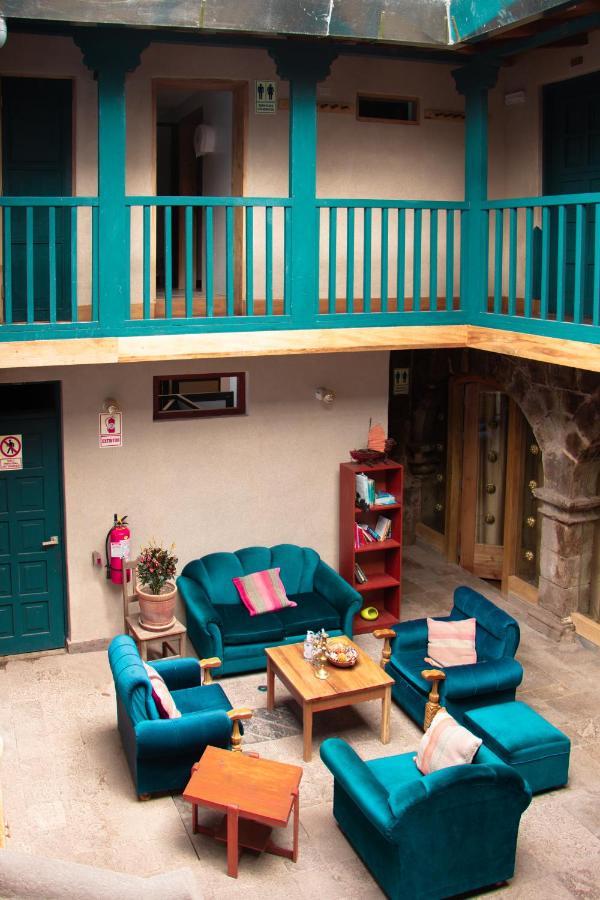 Nao Victoria Hostel Cusco Extérieur photo
